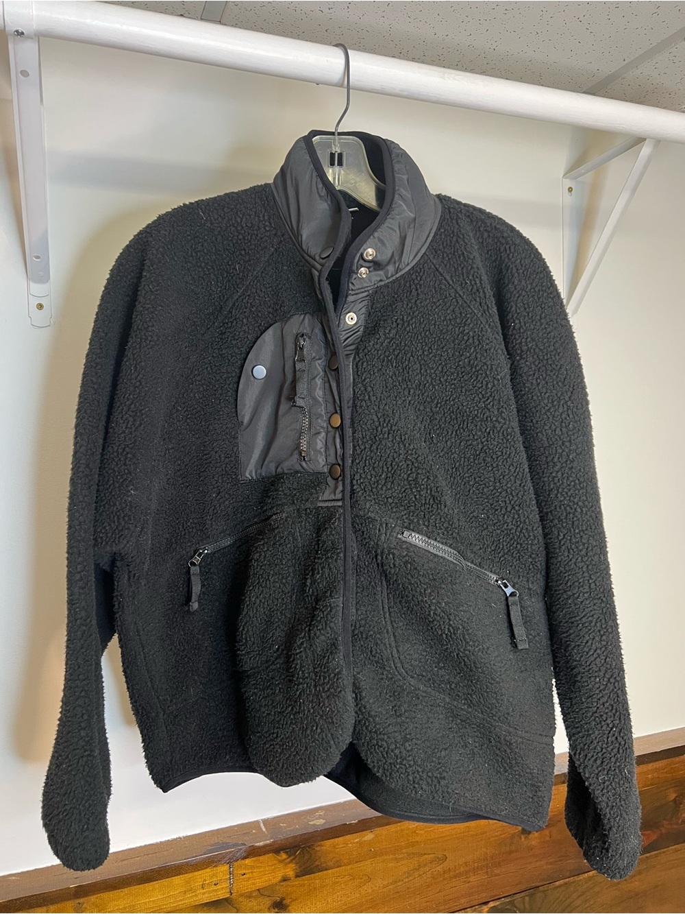 Amazon‎ Snap Up Black Sherpa Fleece Jacket - Small